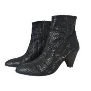 Free People Maribel Kitten Heel Boots size 38